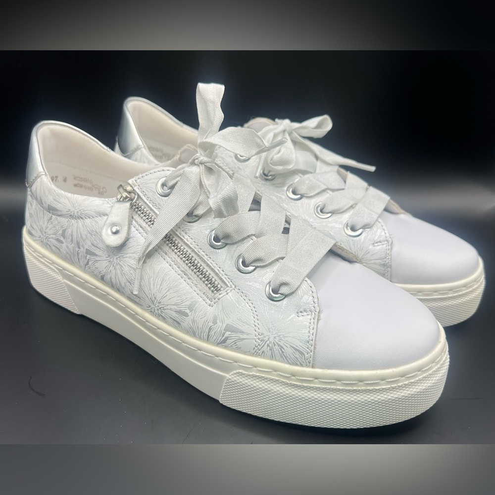 Remonte- Kadie Platform Sneaker- Size:42,‎ White/Silver, Pre-owned
